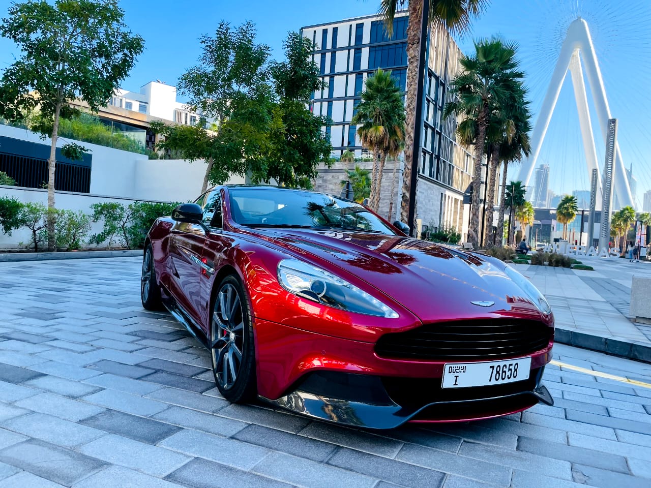 Aston Martin Vanquish RED