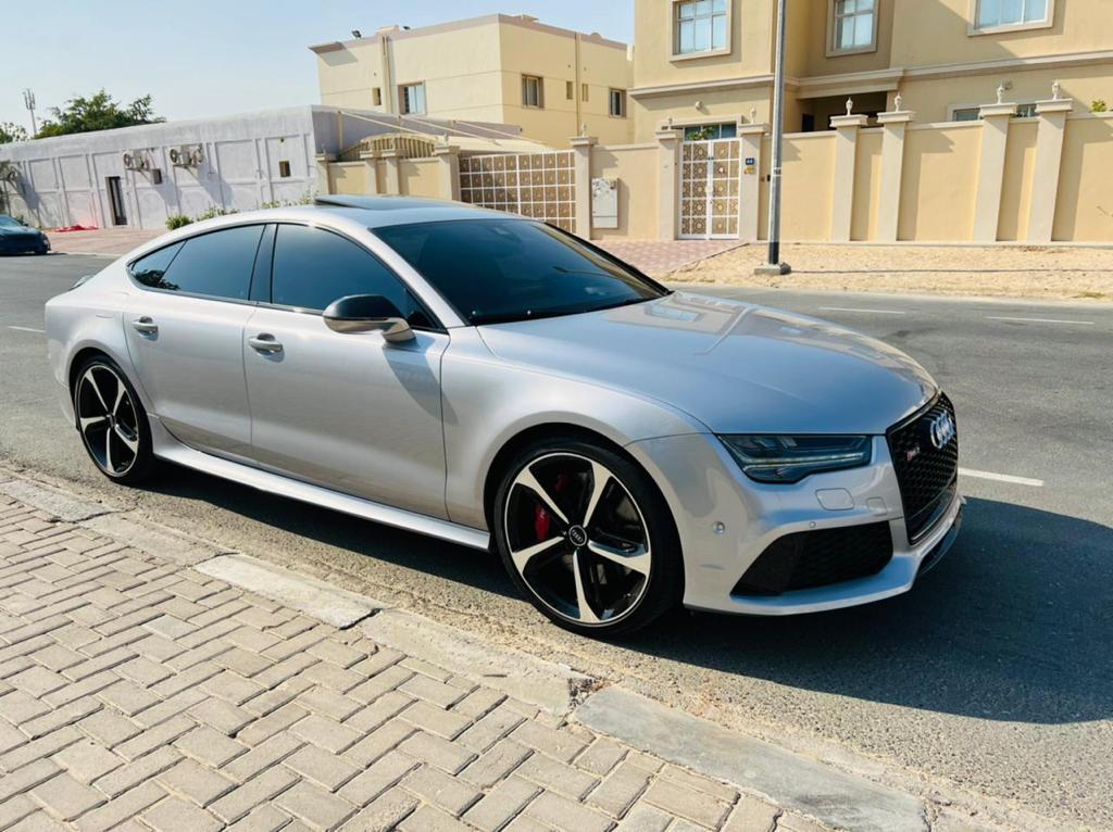 Audi RS7 4G