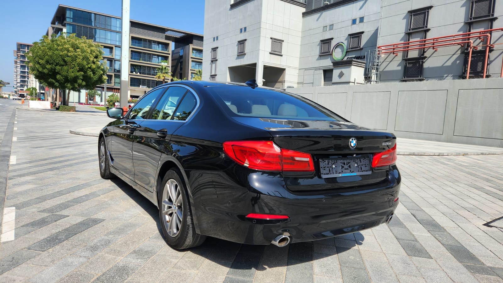 BMW 520i