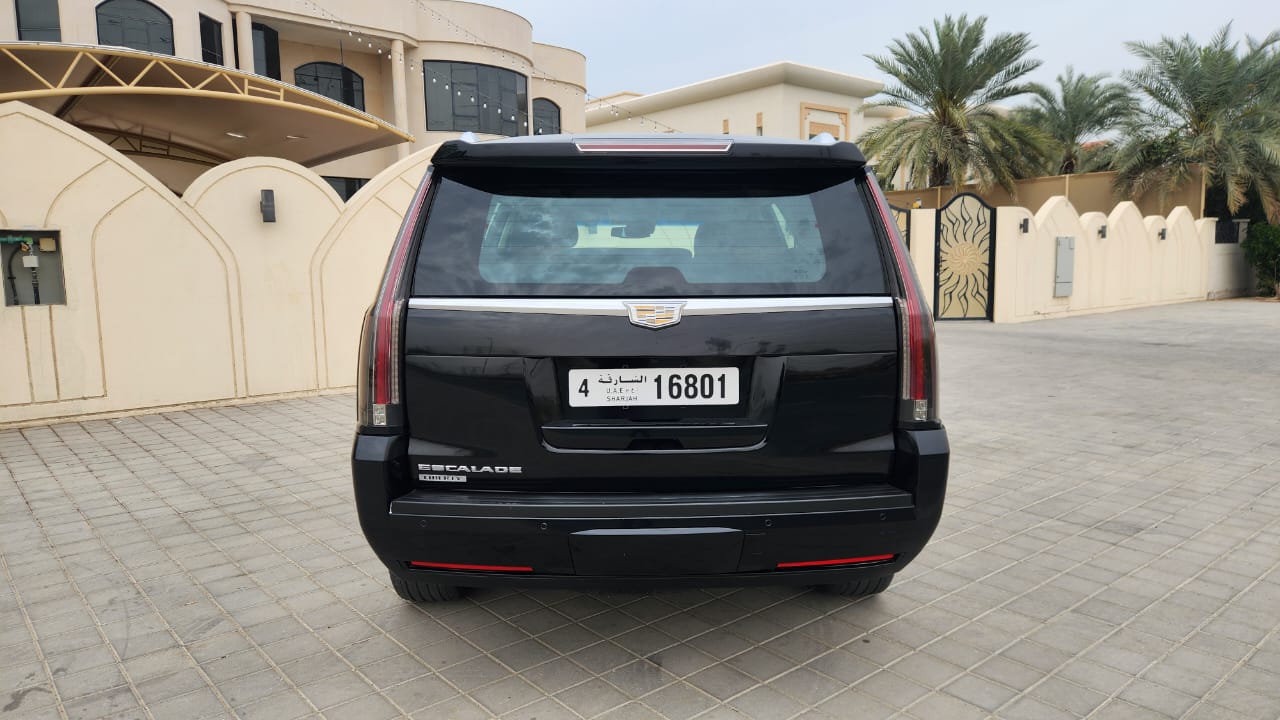 Cadillac Escalade IV