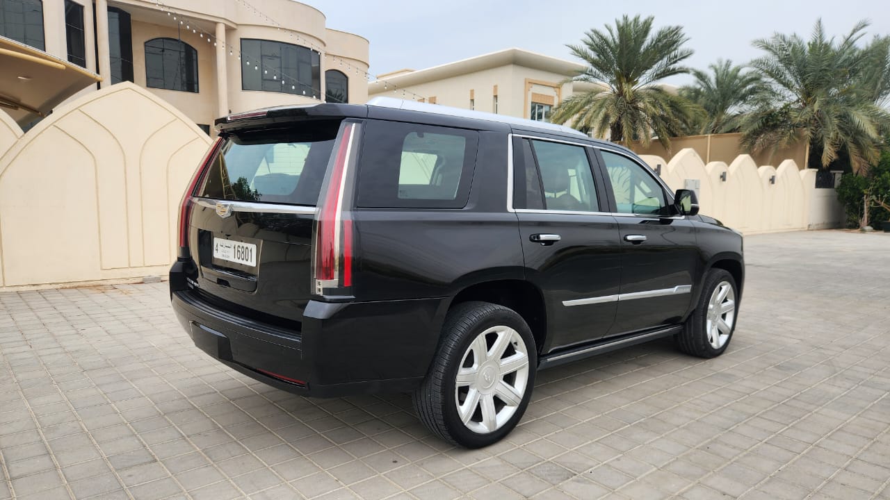 Cadillac Escalade IV