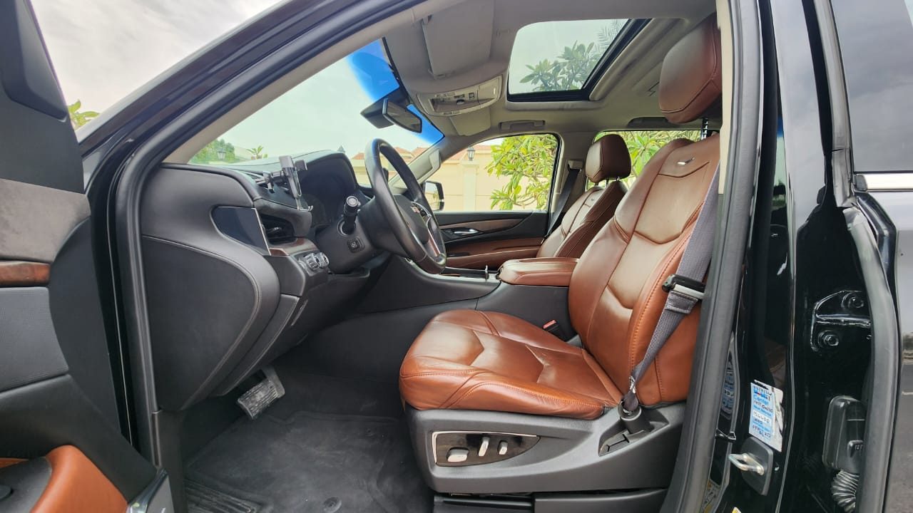 Cadillac Escalade IV