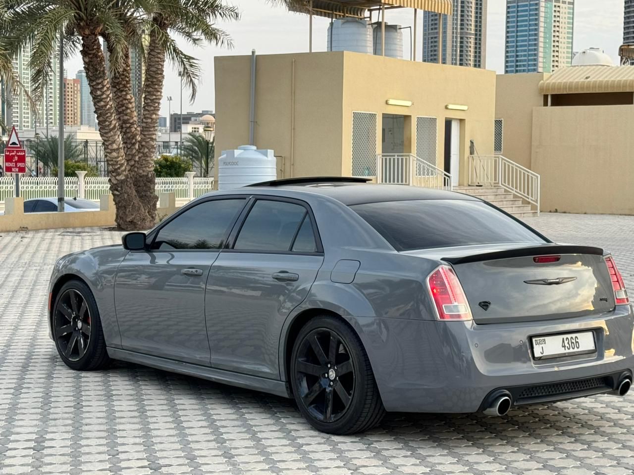 Chrysler 300C SRT8