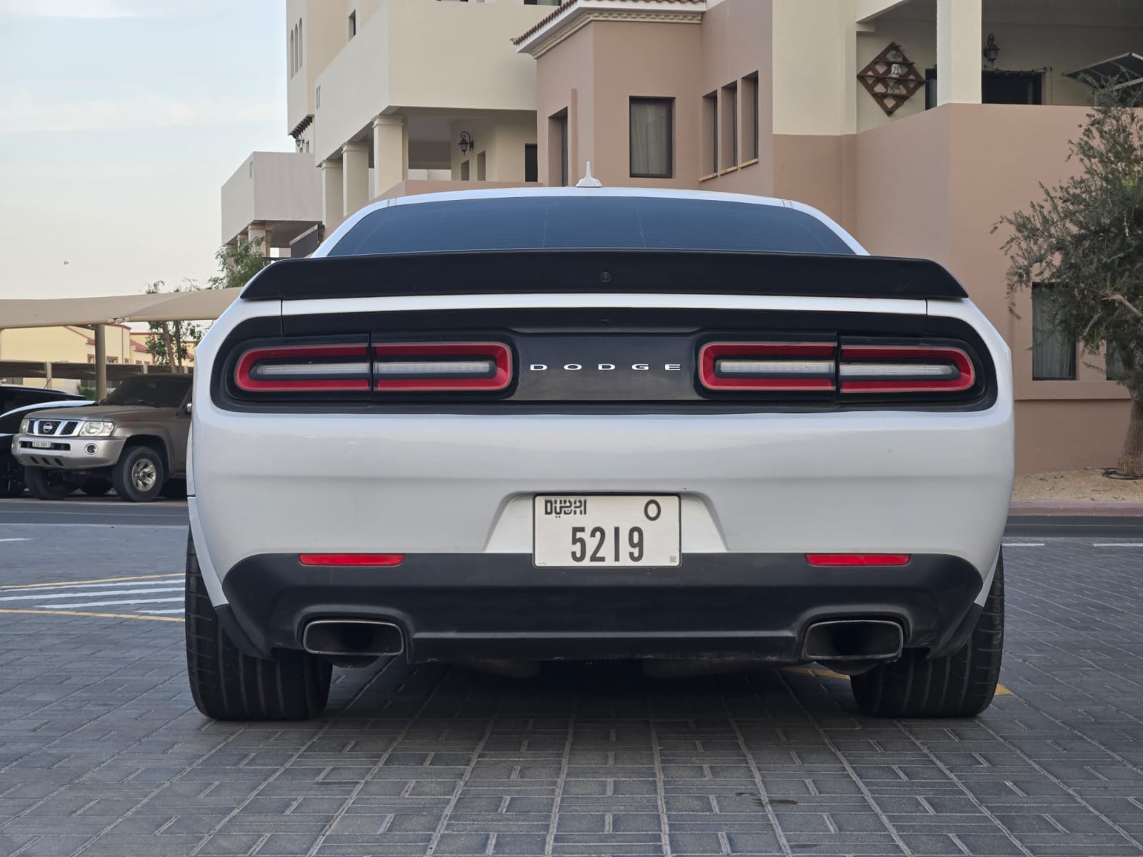 Dodge Challanger SRT8 Hellcat Manual
