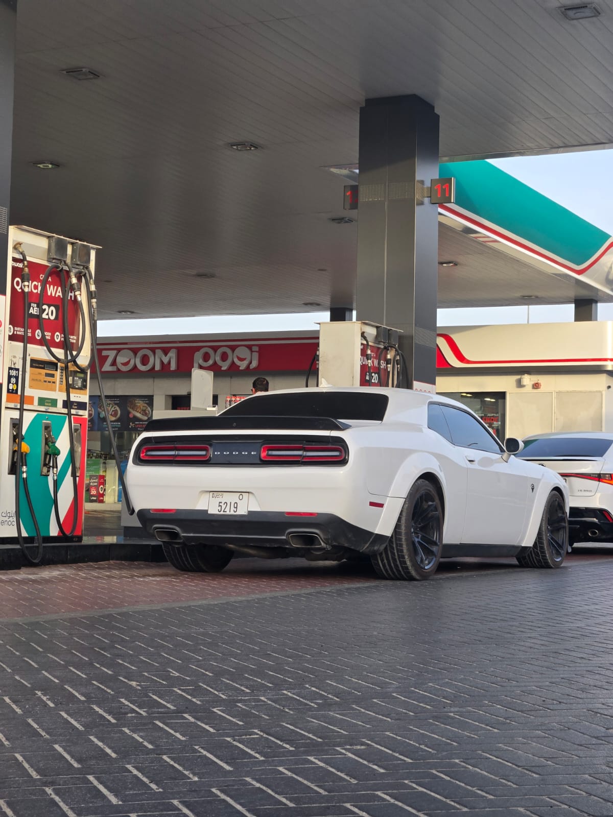 Dodge Challanger SRT8 Hellcat Manual