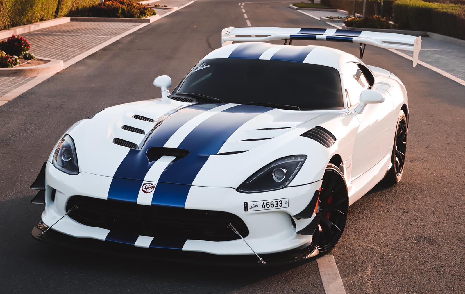 Dodge Viper GTS-R