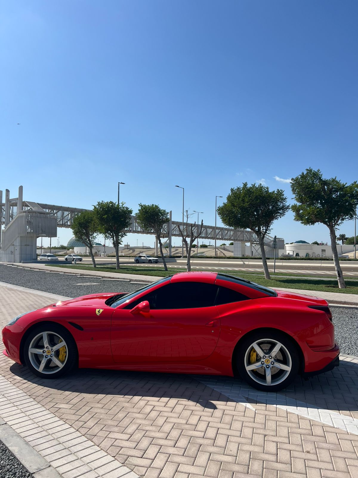 Ferrari California T