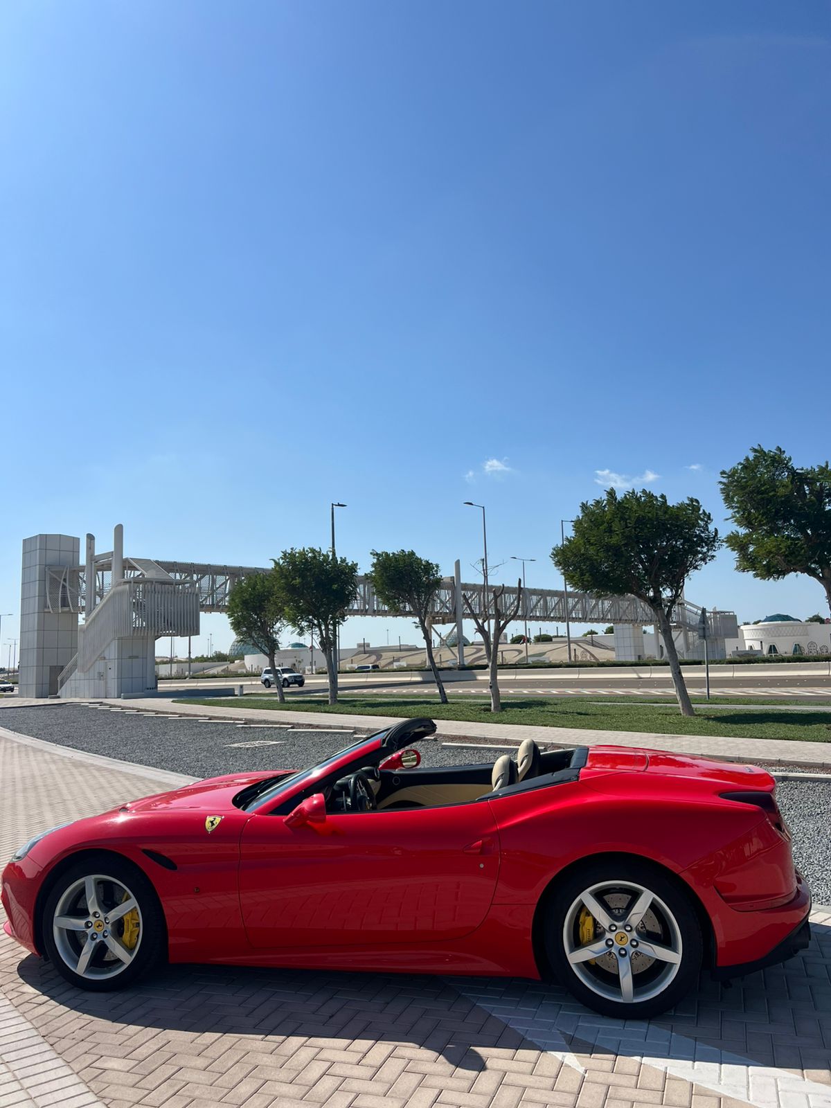 Ferrari California T