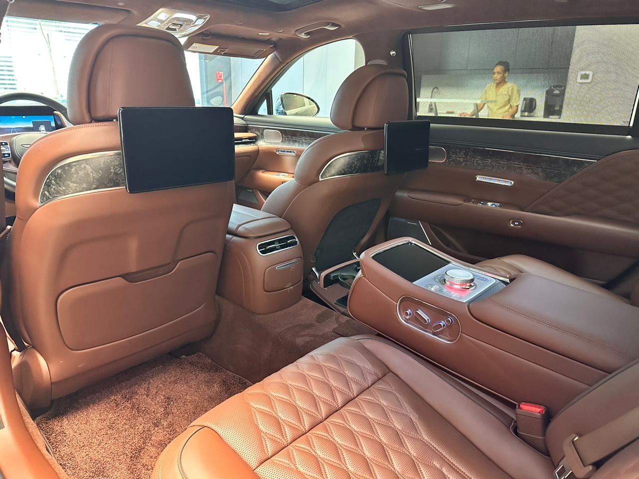 Genesis G90 Royal