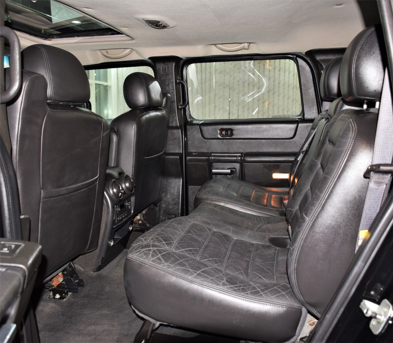 Hummer h2 black