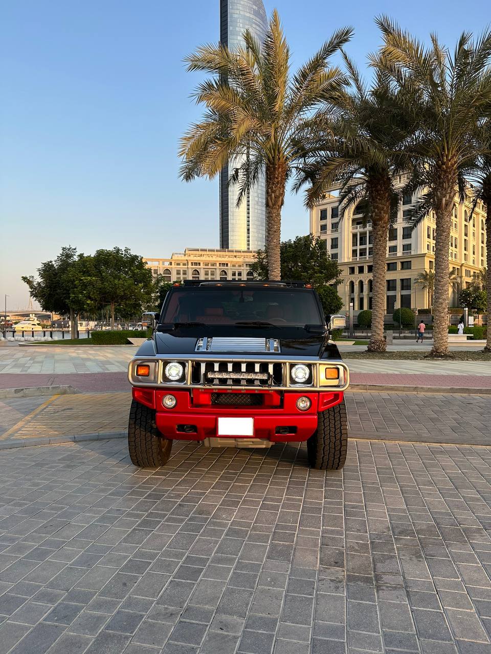 Hummer H2 Pink Inside