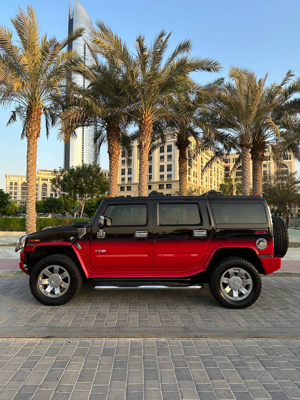 Hummer H2 Pink Inside