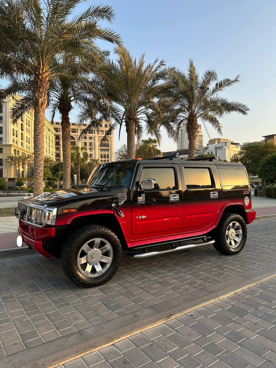 Hummer H2 Pink Inside