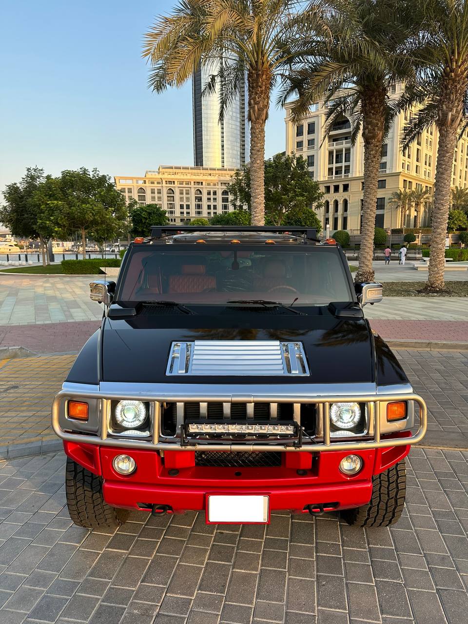 Hummer H2 Pink Inside