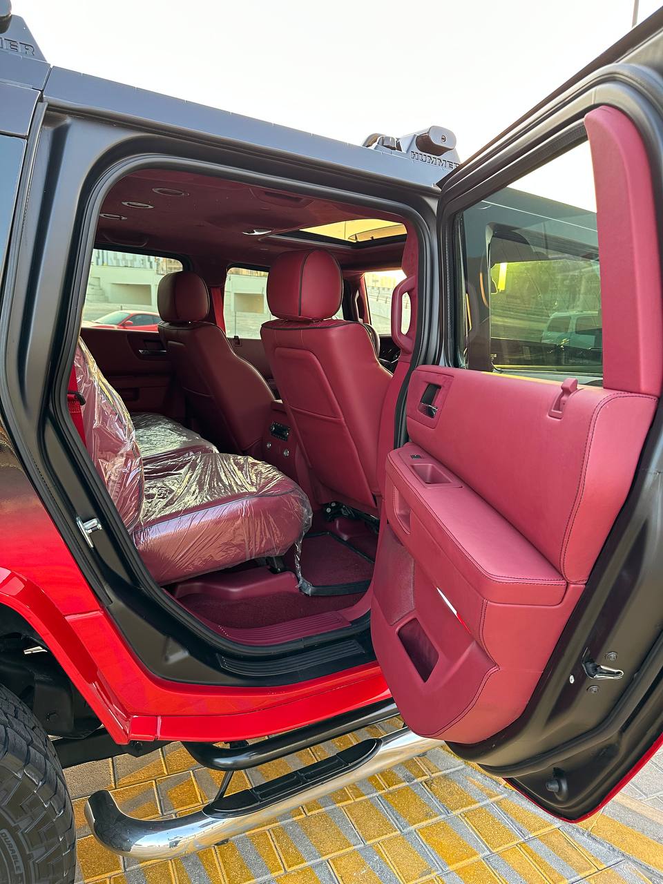 Hummer H2 Pink Inside