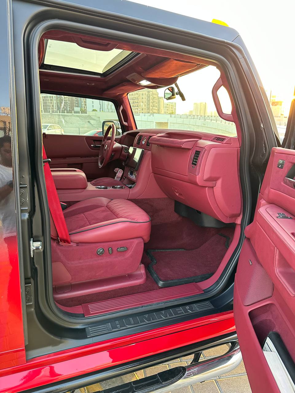 Hummer H2 Pink Inside