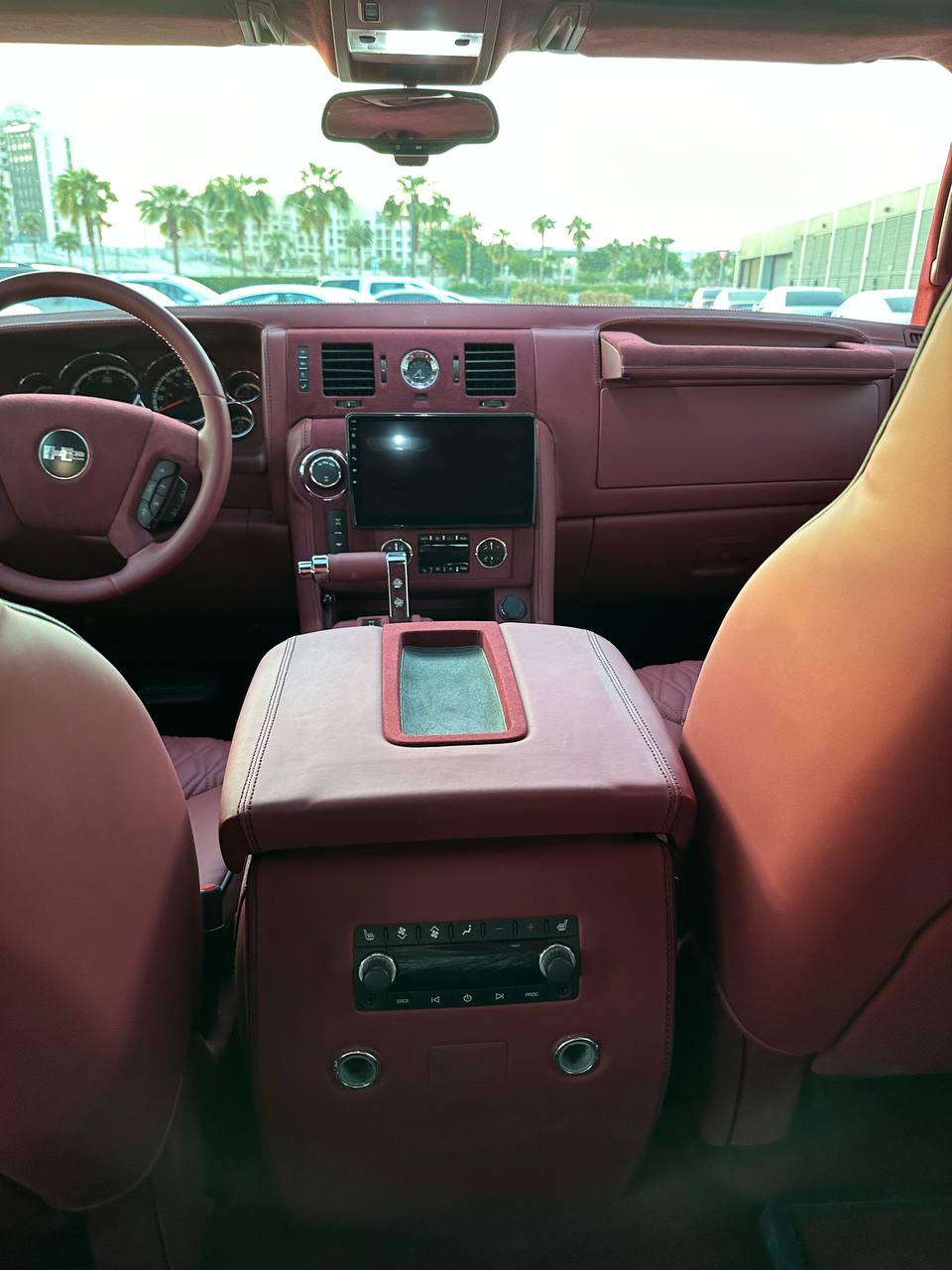 Hummer H2 Pink Inside