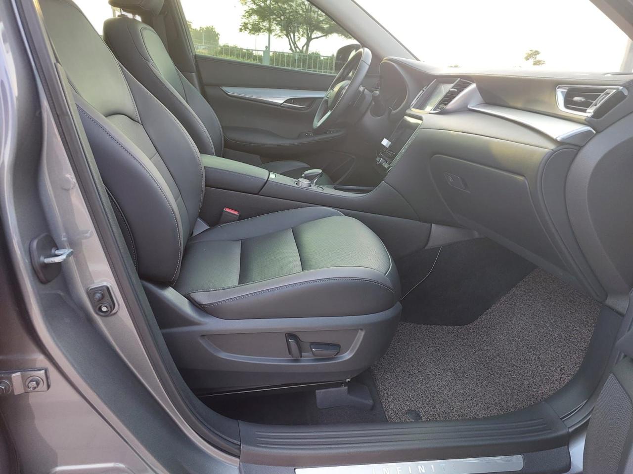 Infiniti QX50