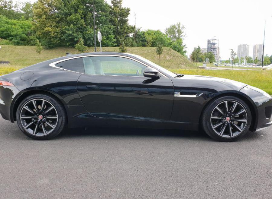 Jaguar F Type V6