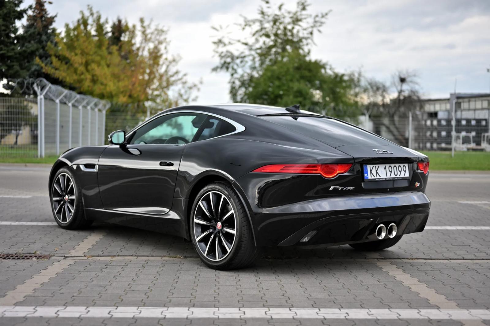 Jaguar F Type V6