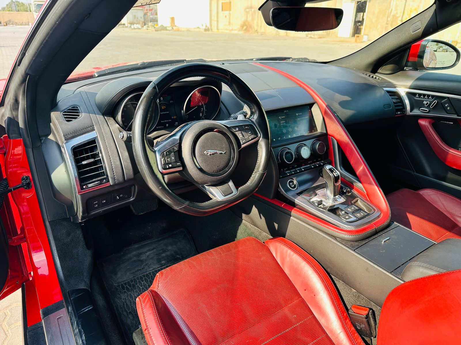 Jaguar F Type V6