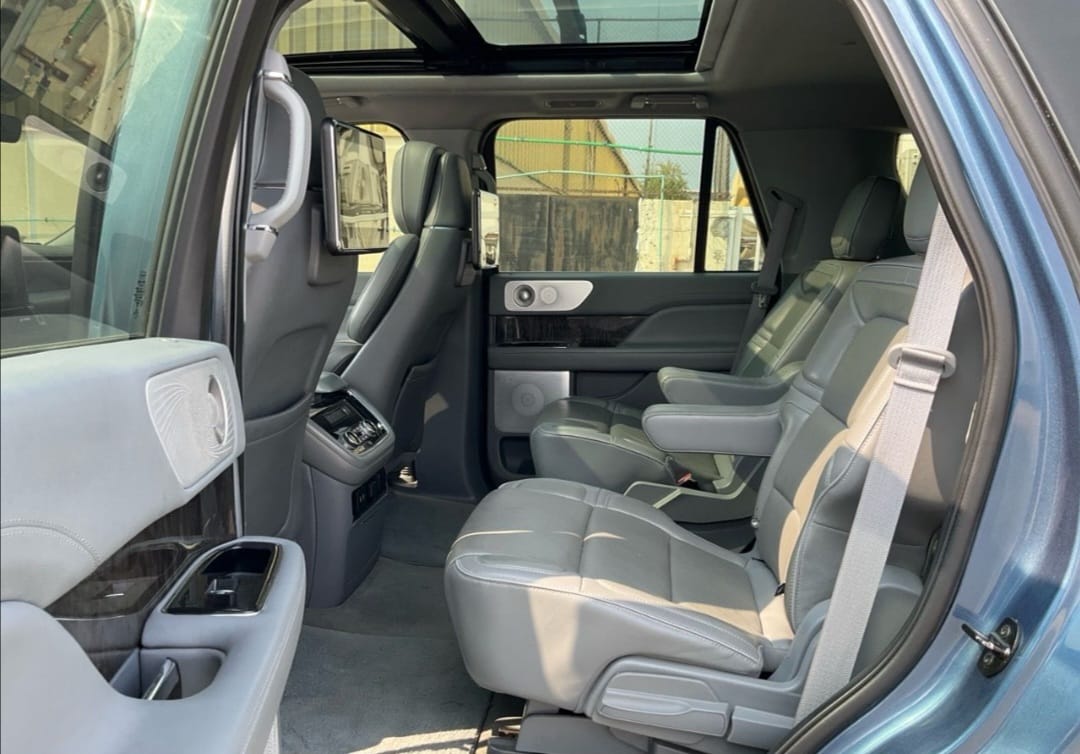 Lincoln Navigator IV