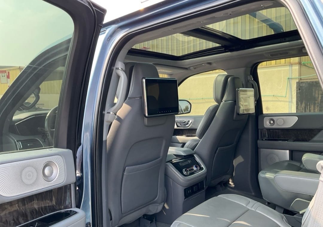 Lincoln Navigator IV