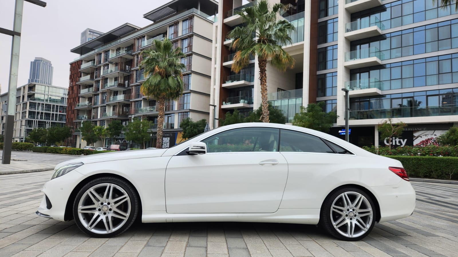 Mercedes E320 Coupe