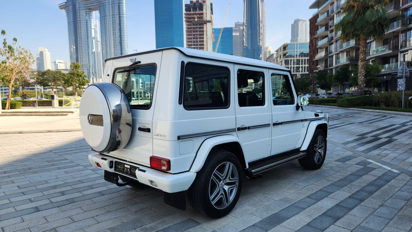 Mercedes G63 AMG White