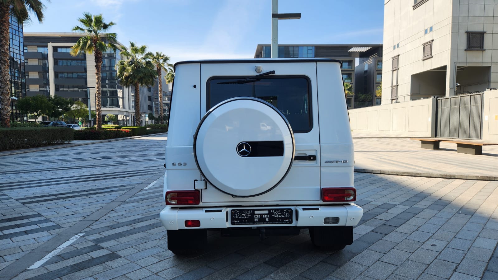 Mercedes G63 AMG White