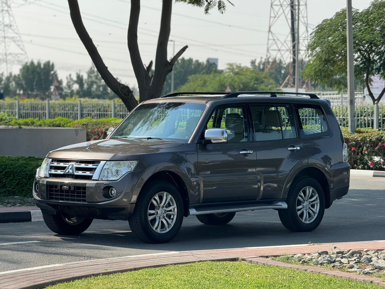 Mitsubishi Pajero IV 2014 Braun