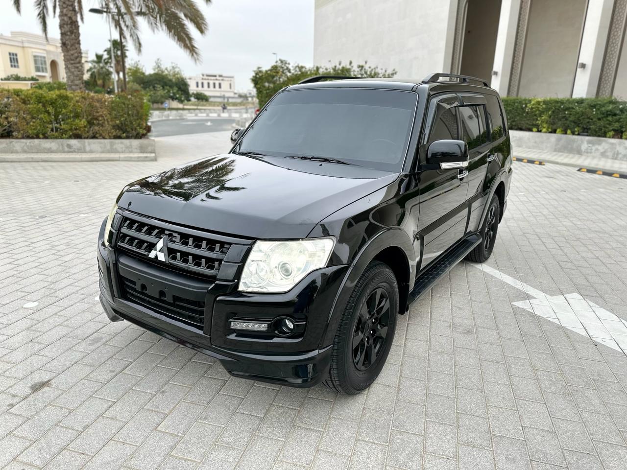 Mitsubishi Pajero IV BLack