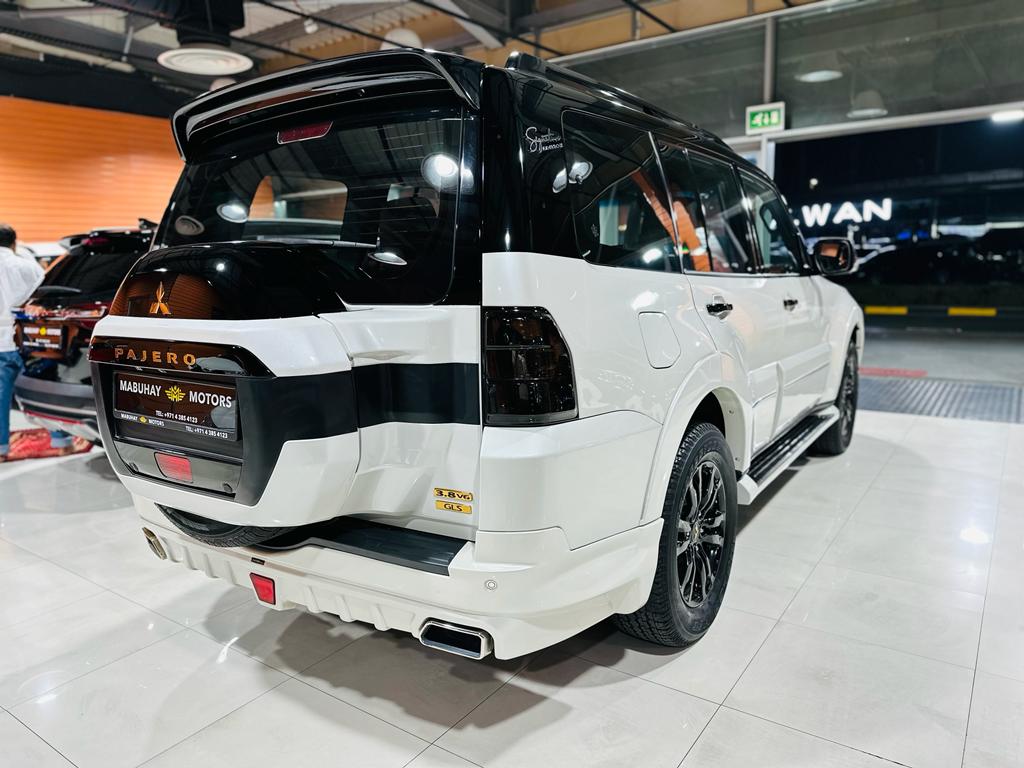 Mitsubishi Pajero IV Signature Edition