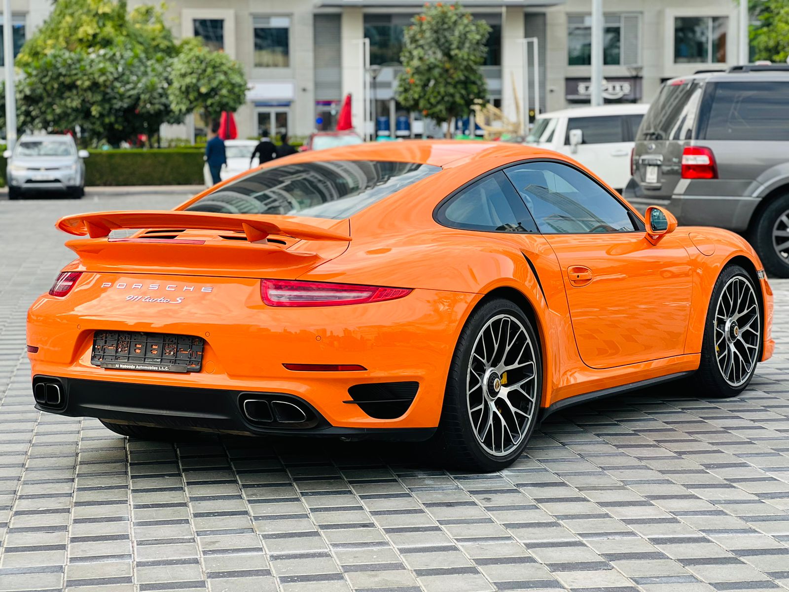 Porsche 911 Orange