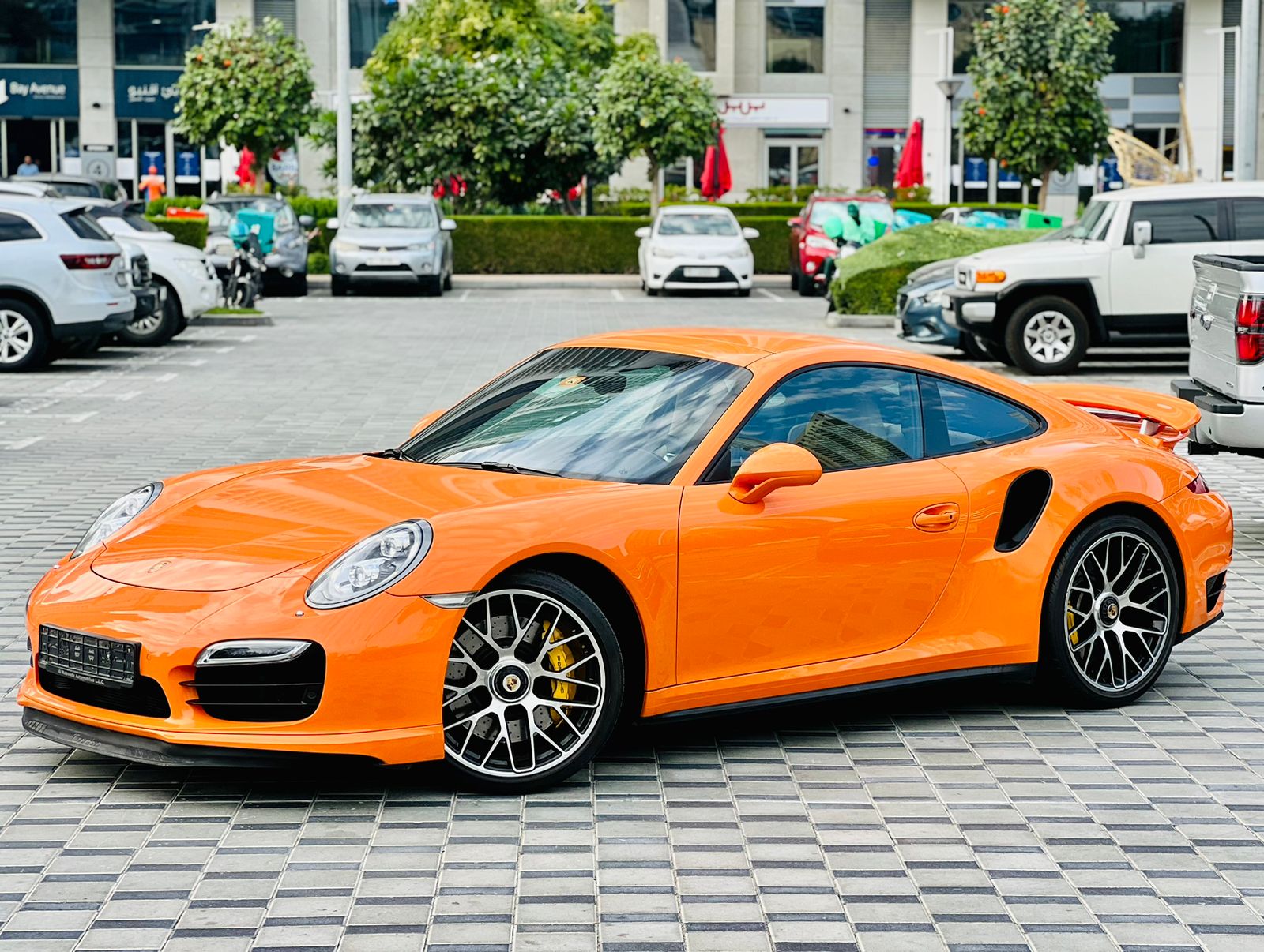 Porsche 911 Orange