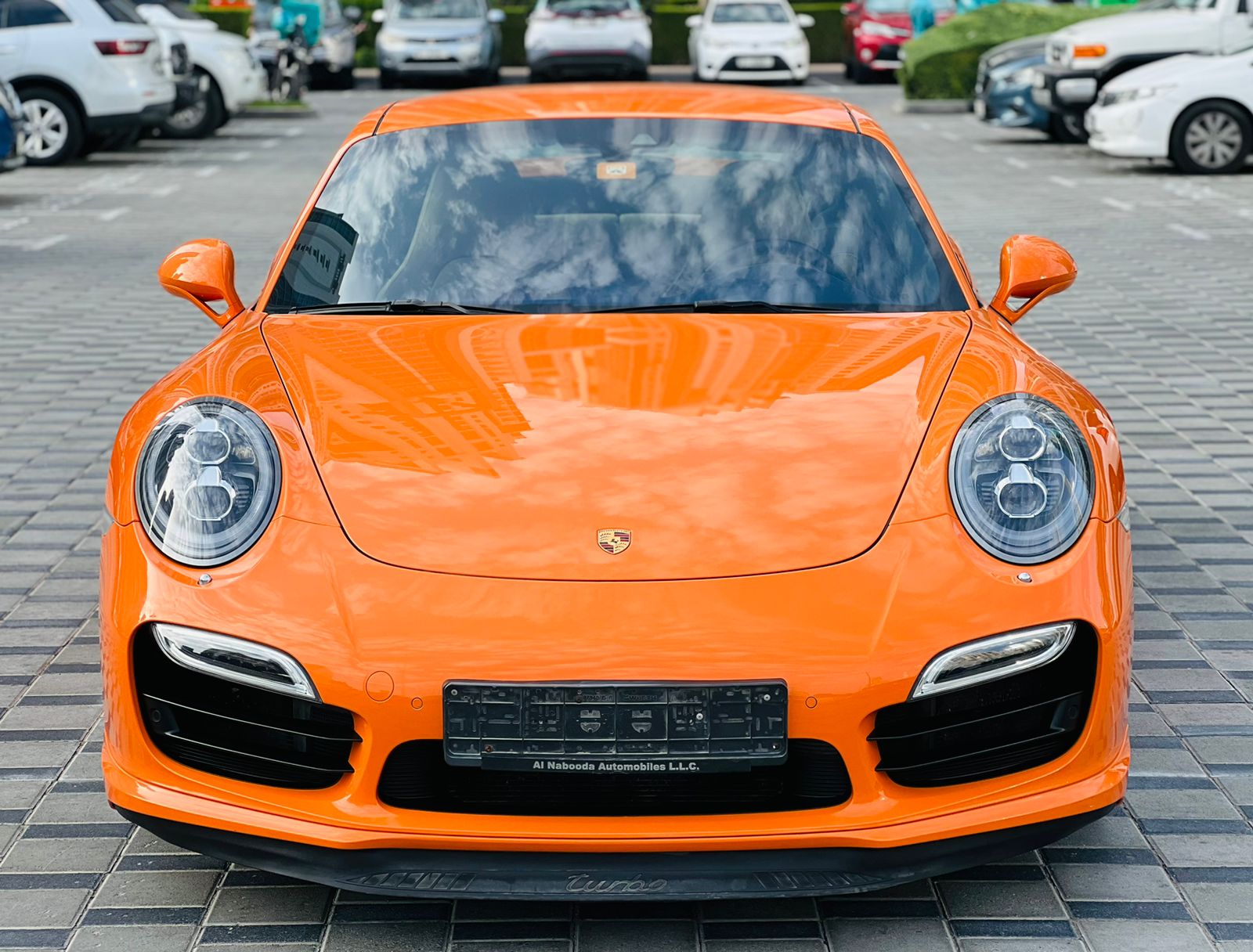 Porsche 911 Orange