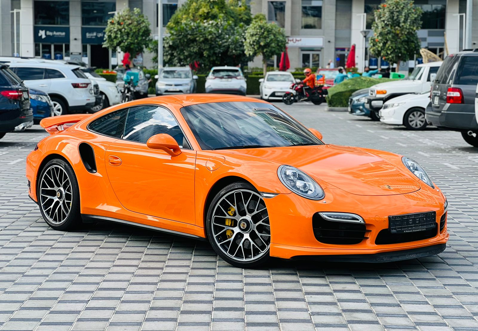 Porsche 911 Orange