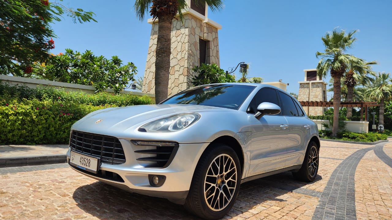 Porsche Macan S