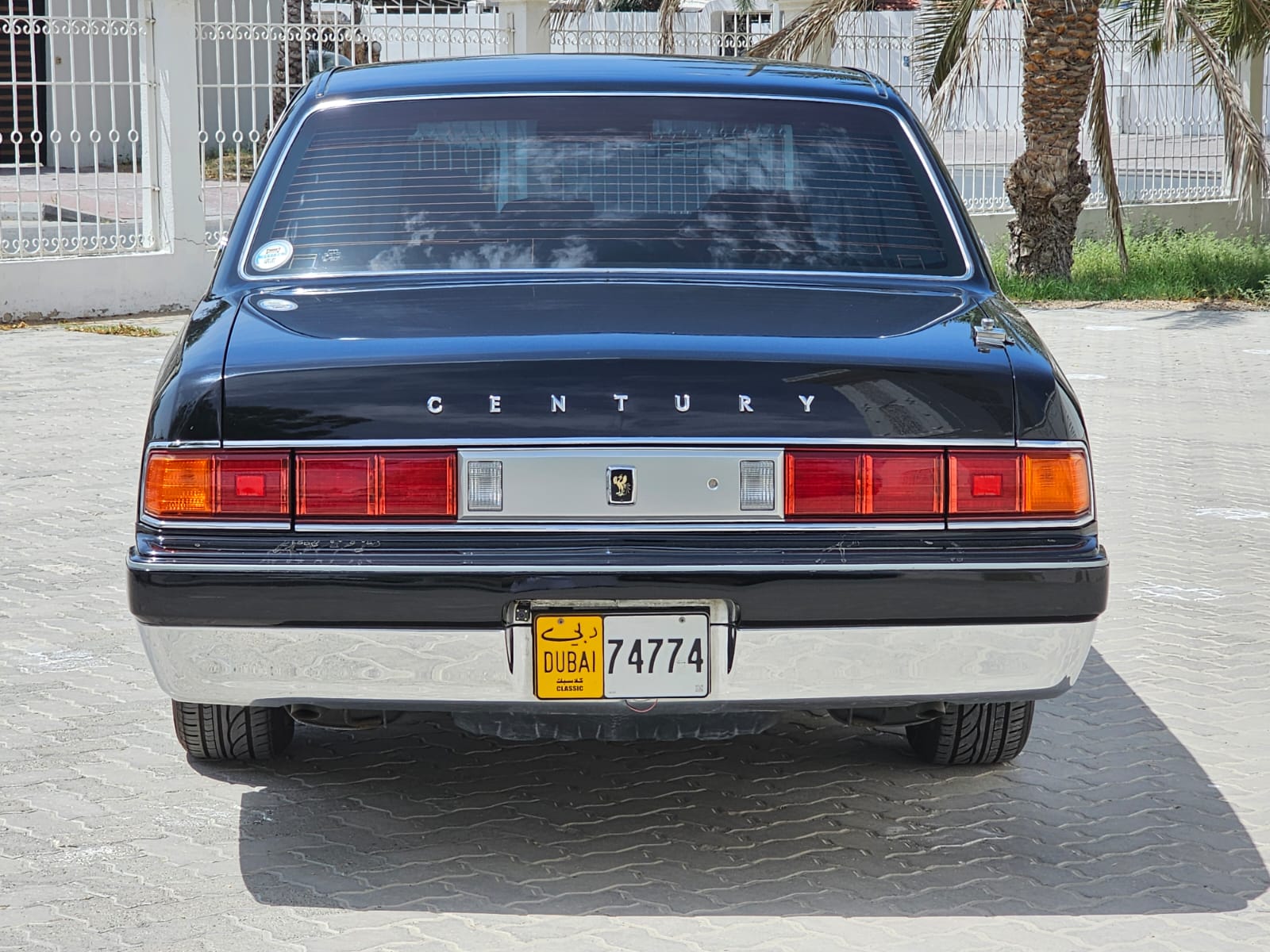 Toyota Century V12