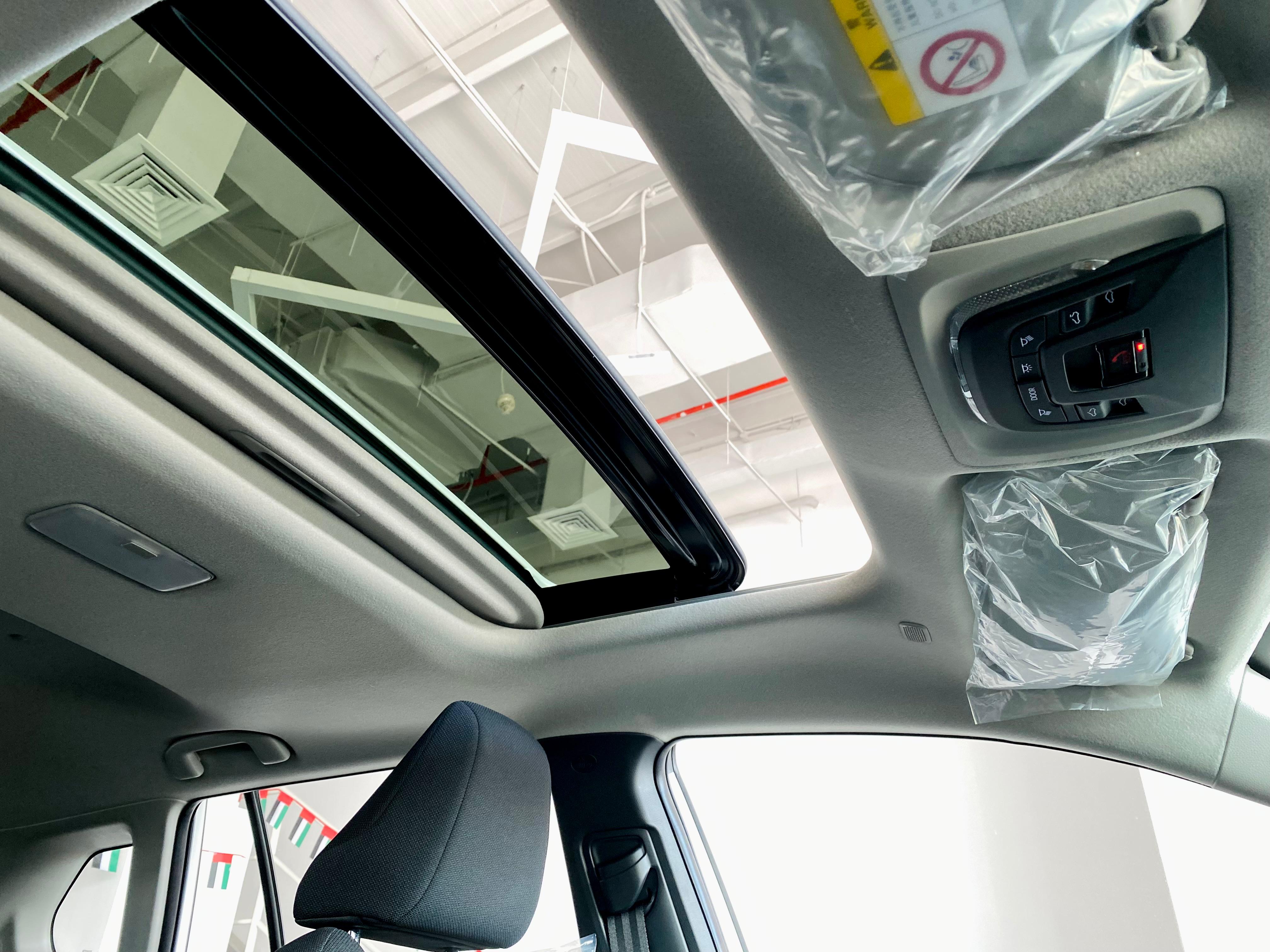 Toyota Corolla Cross / Frontlander