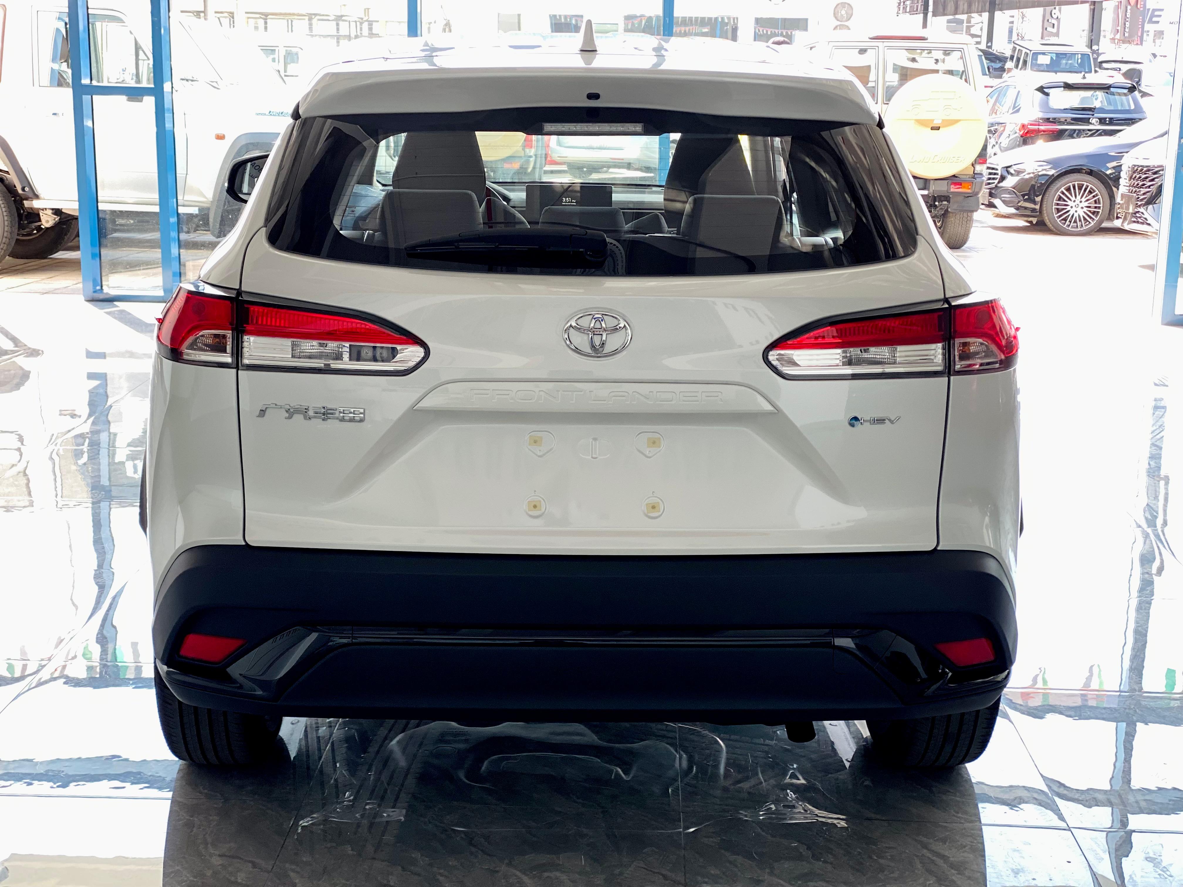 Toyota Corolla Cross / Frontlander