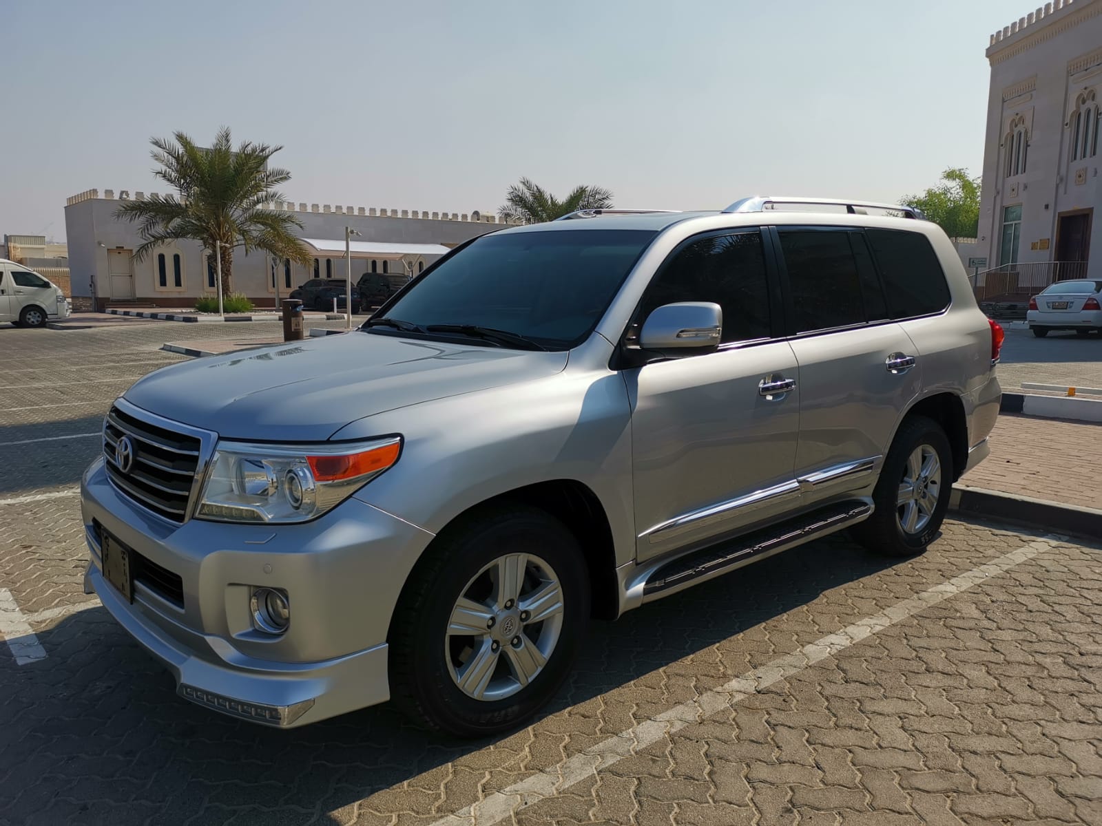 Toyota Land Crusier V8 J200