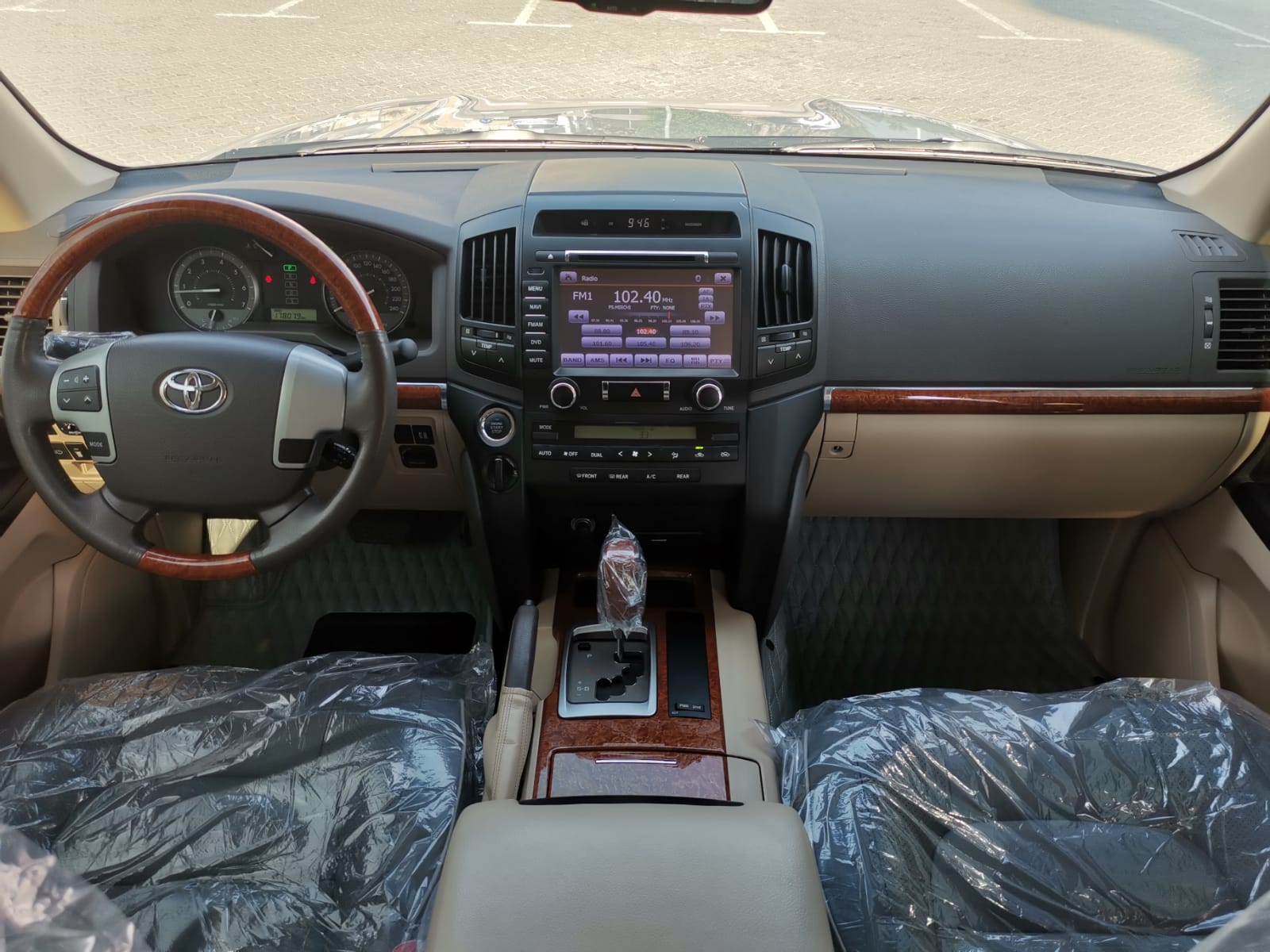 Toyota Land Crusier V8 J200