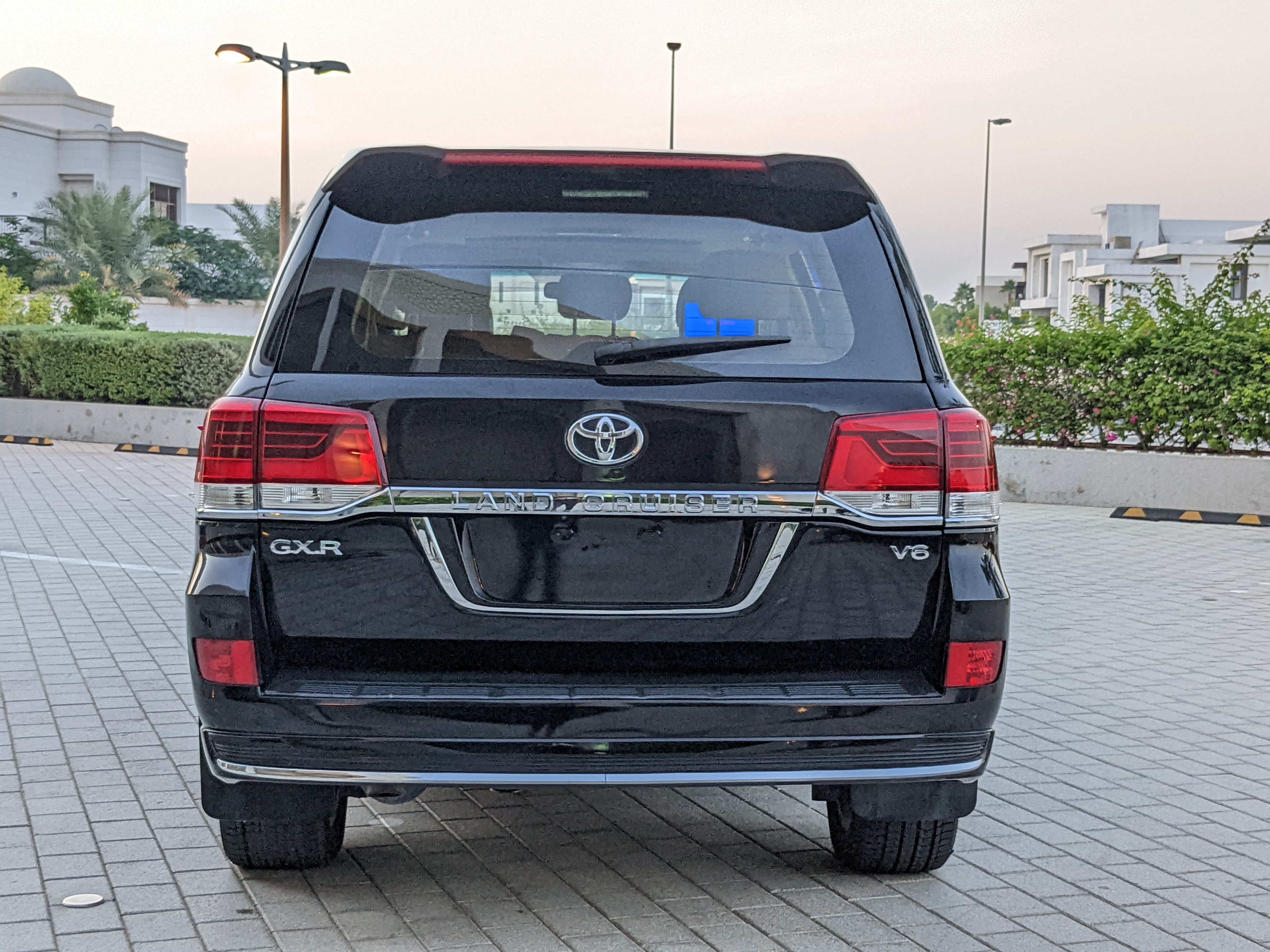 Toyota LandCruiser J200 V6