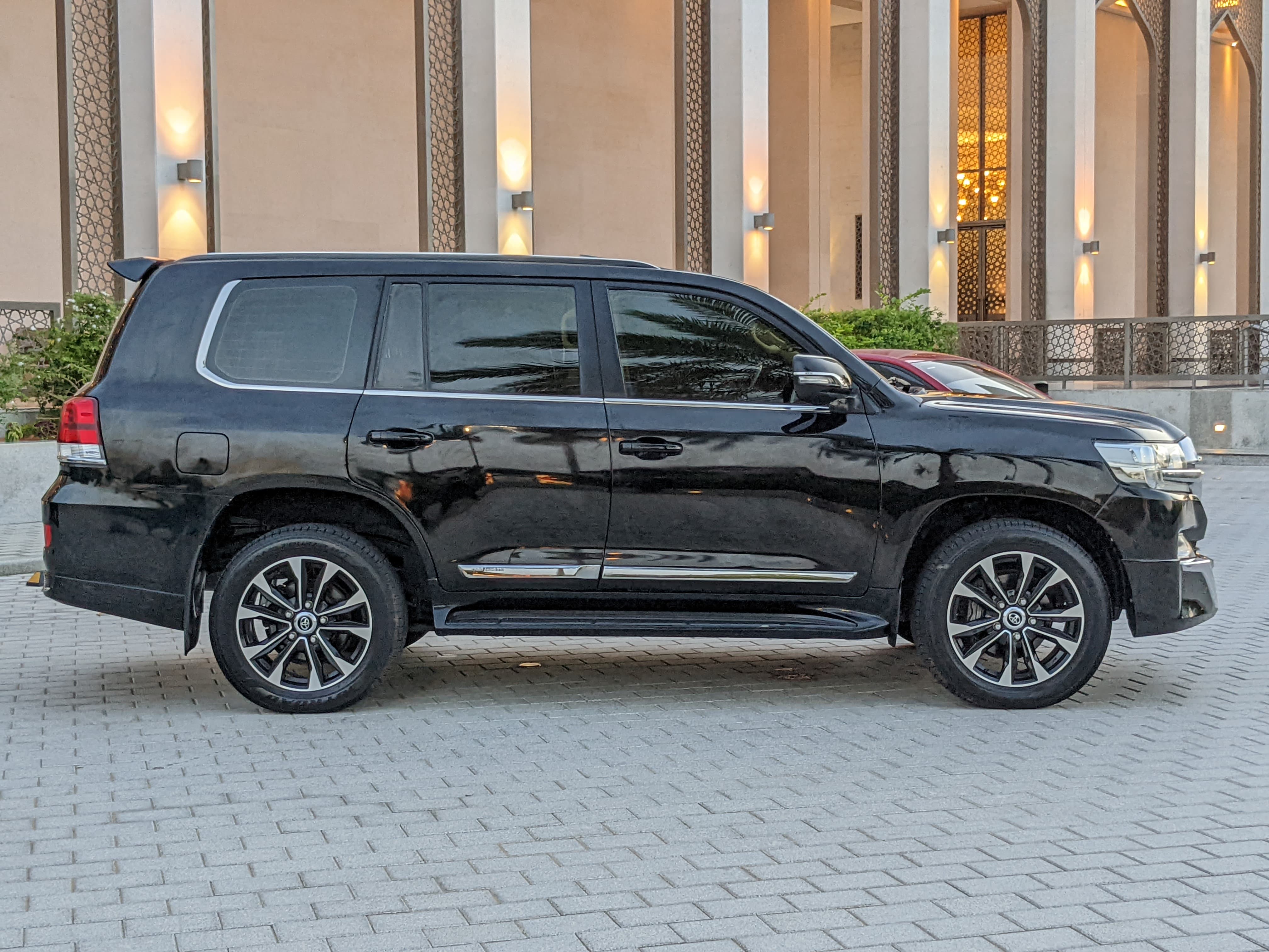 Toyota LandCruiser J200 V6