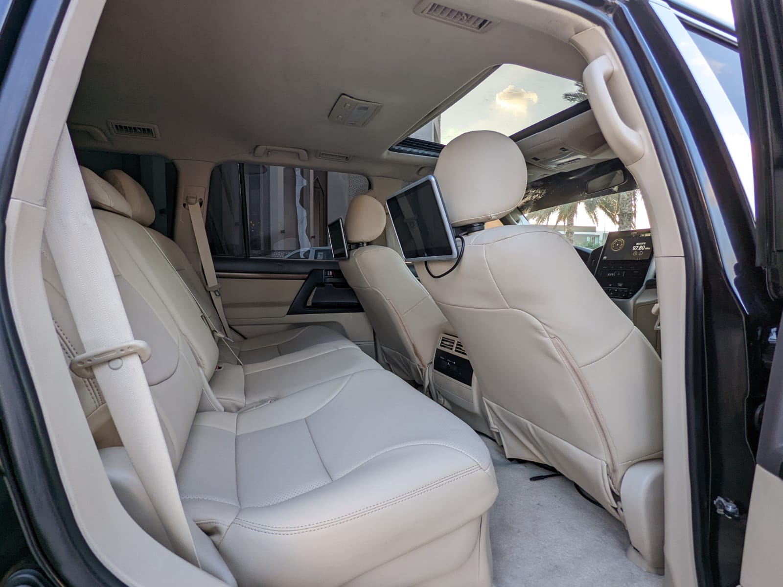 Toyota LandCruiser V6