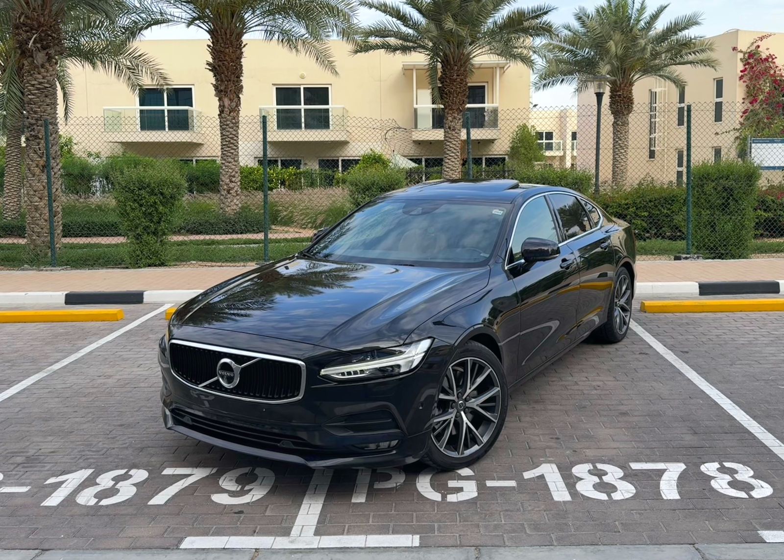 Volvo S90 T6