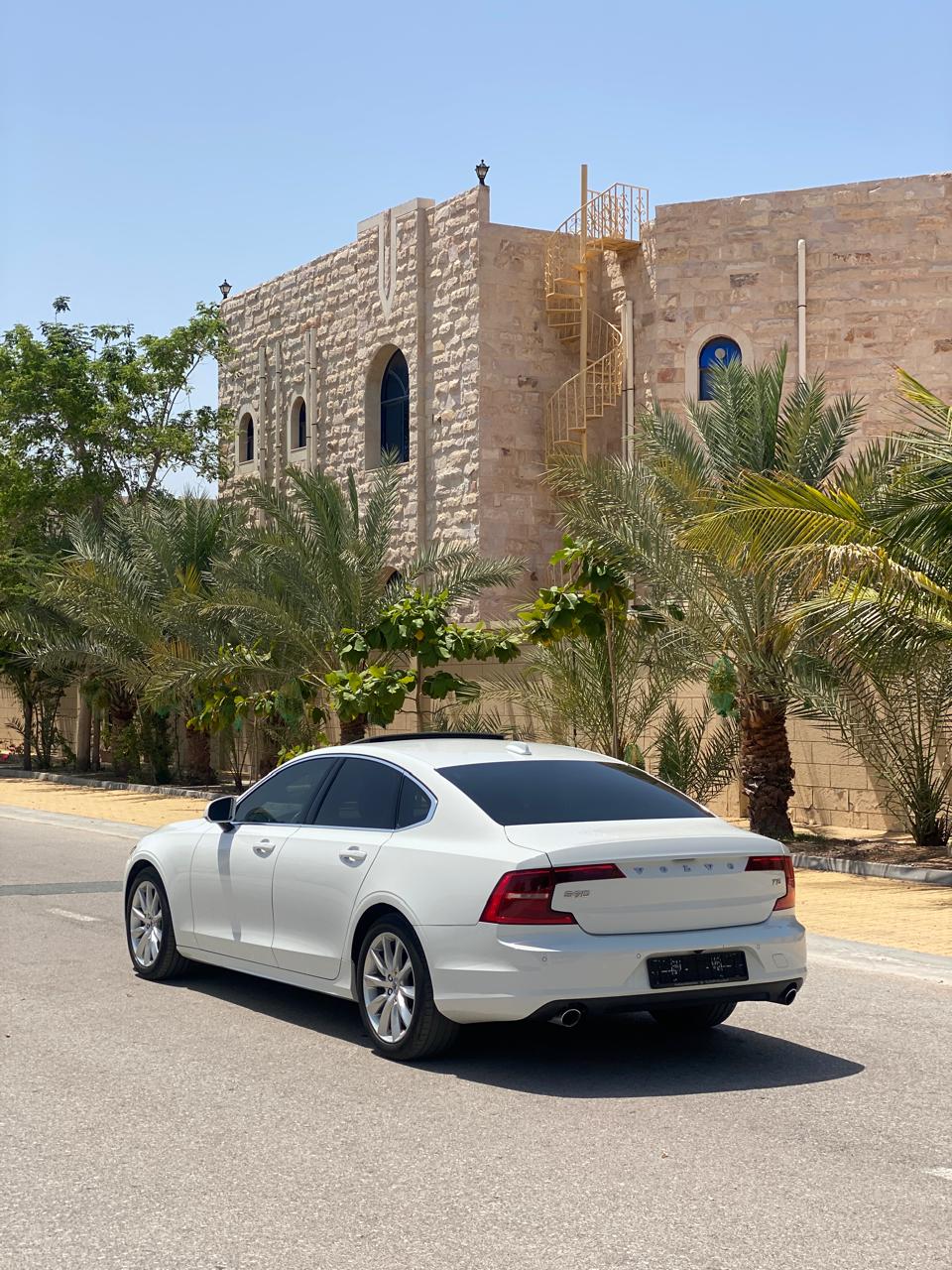 Volvo S90L